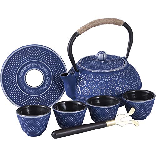 Tetera de hierro fundido con diseño floral azul, estilo japonés, tetera de tetsubina con 4 tazas, infusor de acero inoxidable para preparar té en la parte superior de la estufa, 26 onzas